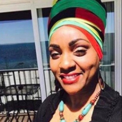 Click to view profile for Kimberly Holloway